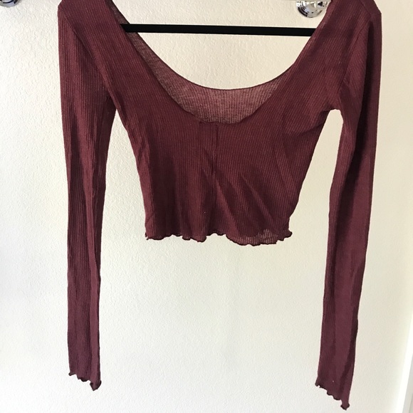 Urban Outfitters Off the Shoulder Ruffle Crop Top - Picture 2 of 3